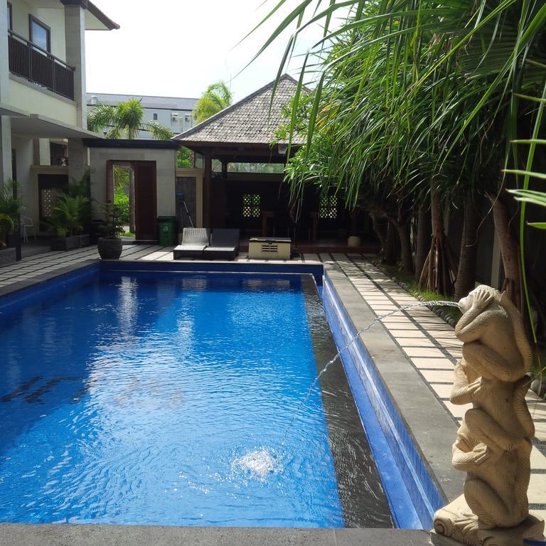 Suji Apartment Bali Rum bild